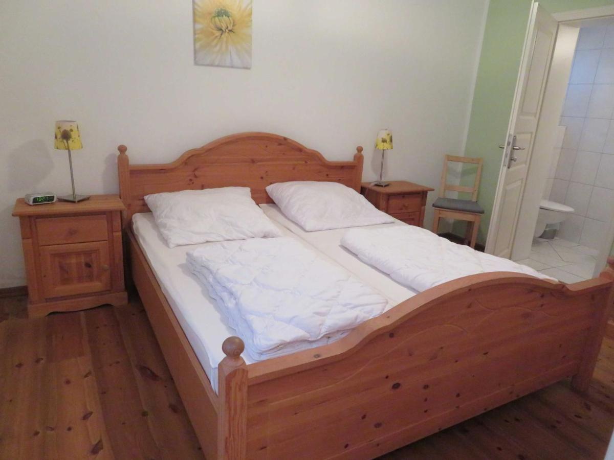 Pension Waldrose Sellin  Room photo